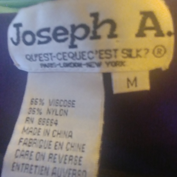 Very Pretty Top! NWOT! - Picture 4 of 4